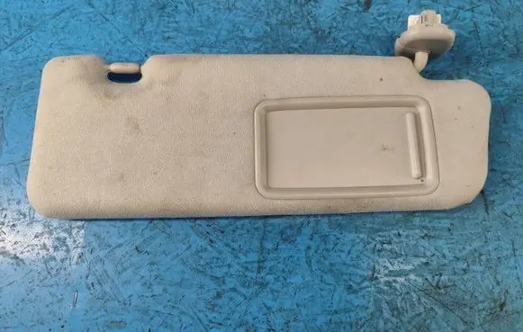 Toyota Prius (XW30) Sun visor 7431047210B0