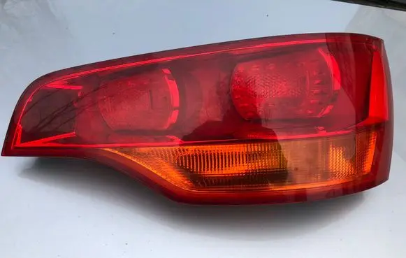 Audi Q7 4L Rear/tail lights 4L0945094
