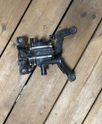 KIA Niro Water pump 375W5Q4000