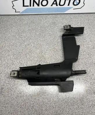 BMW 3 E46 Headlight/headlamp mounting bracket 1301073018