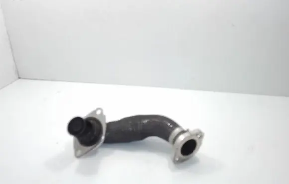 Audi Q7 4M EGR valve line/pipe/hose 059131530T
