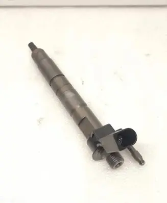 BMW 6 F12 F13 Fuel injector 7823461