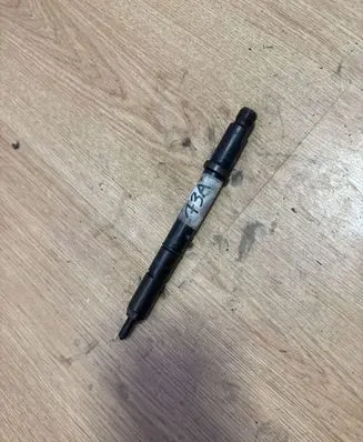 Audi A6 S6 C5 4B Fuel injector 059130201E 0432133836