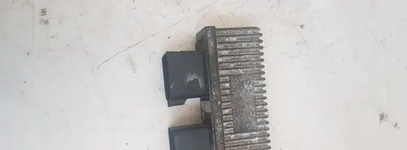 Opel Signum Glow plug pre-heat relay