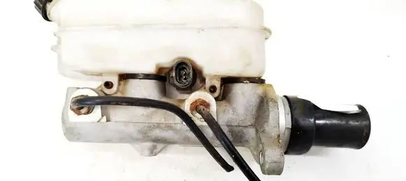 Chrysler Voyager Master brake cylinder