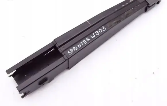 Mercedes-Benz Sprinter W901 W902 W903 W904 Seat belt trim