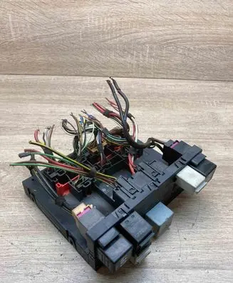 Volkswagen Touran I Comfort/convenience module 3C0937049H