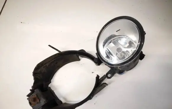 Toyota Urban Cruiser (XP110) Front fog light 812100d011 81210-0d011
