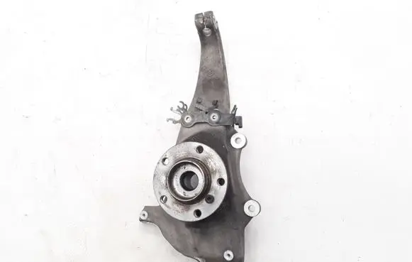 BMW 5 F10 F11 Front wheel hub 6775769