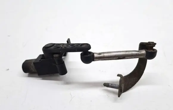 Skoda Superb B6 (3T) Air suspension front height level sensor 1T0907503H