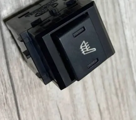 Land Rover Range Rover Sport L320 Seat heating switch YUF500120