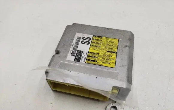 Lexus RX 450H Airbag control unit/module 8917048380