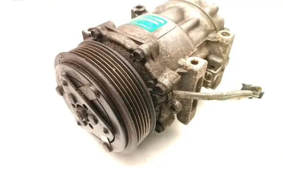 Volvo S40 Air conditioning (A/C) compressor (pump) 3M5H-19D629-HC