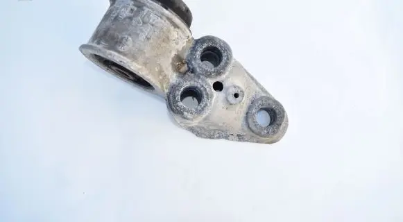 Audi A6 S6 C5 4B Rear axle beam mounts housing 4B0501521E 8E0501521H 8E0501522H