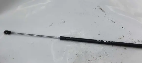 Lexus IS 220D-250-350 Tailgate/trunk strut/damper NOCODE