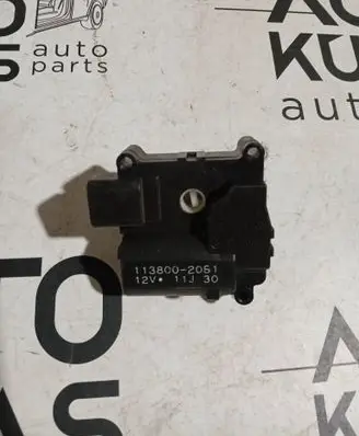 Toyota Corolla Verso AR10 Air flap motor/actuator 1138002051 12V011J30