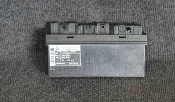 BMW 5 E60 E61 Central body control module 5WK49110 6957143