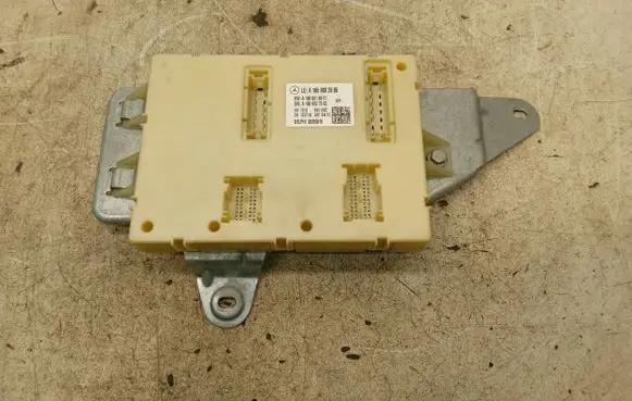 Mercedes-Benz GL X166 Head unit multimedia control A1669002806 A1669016901 A1669027302