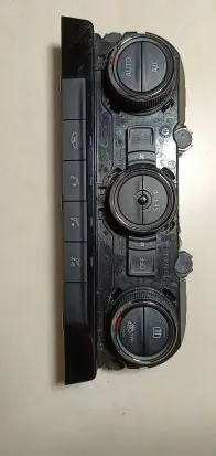 Skoda Octavia Mk3 (5E) Climate control unit 5E0907044K 5HB01128240