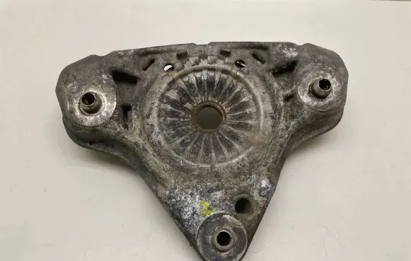 Audi A4 S4 B7 8E 8H Coil spring mount E0412383