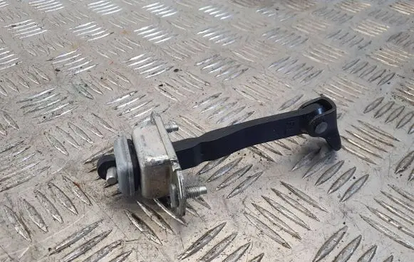 Subaru Impreza III Front door check strap stopper