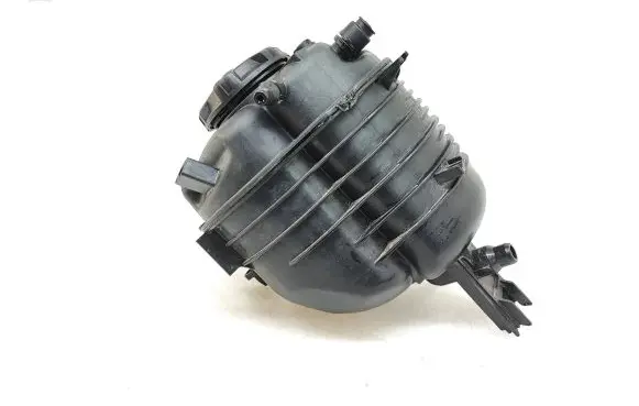 BMW 4 G22 G23 G24 G26 Coolant expansion tank/reservoir 8610652 18779811