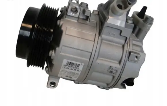 Mercedes-Benz C W204 Air conditioning (A/C) compressor (pump) A0022304511 A2048306115