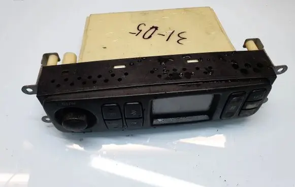Mitsubishi Galant Climate control unit MR360372 CAA502A040A