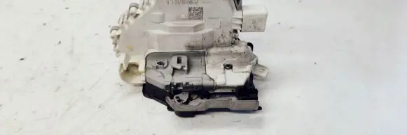 Audi A3 S3 8V Front door lock 8X2837016