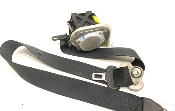 Mazda CX-7 Front seatbelt