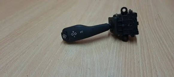 BMW 3 E46 Indicator stalk 8363668 01104010