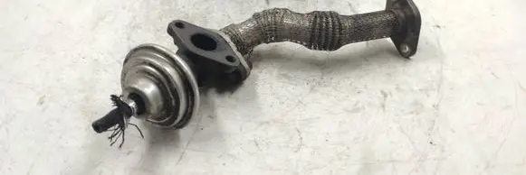 Audi A4 S4 B5 8D EGR valve 02813150