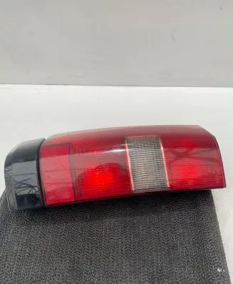 Volvo V70 Rear/tail lights 3512424 3512318