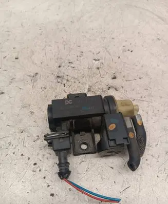 Nissan NV300 Turbo solenoid valve 8200790180 17T317 70181405
