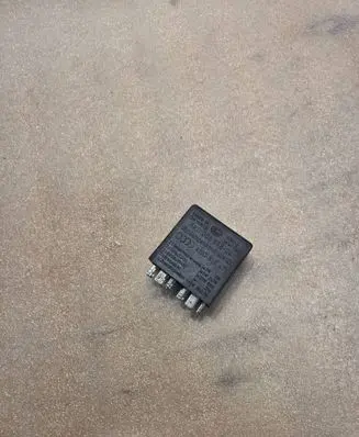 Audi A8 S8 D2 4D Other relay 5KG00656804 4B0919471