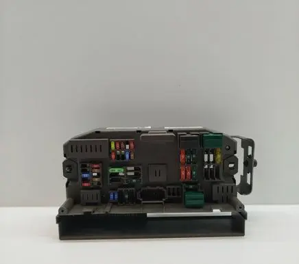 BMW X5 E70 Fuse module B010107400