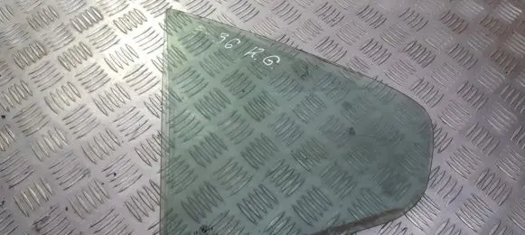 BMW 3 E36 Rear vent window glass 