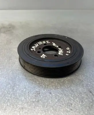 Hyundai Santa Fe Crankshaft pulley 2312427300
