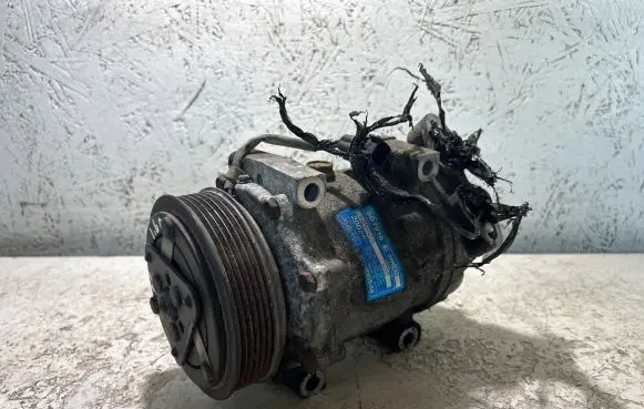 Ford Focus Air conditioning (A/C) compressor (pump) YM5H19D629SB 0383104525 SD7V16