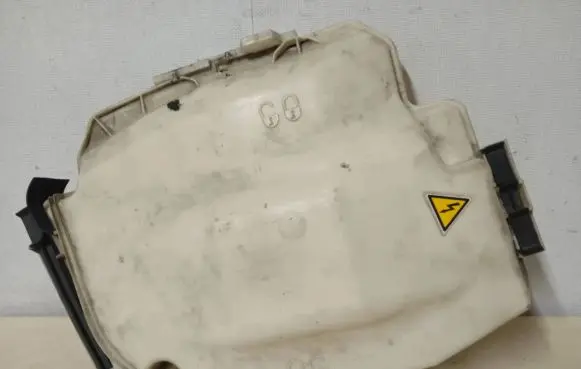 BMW 3 E92 E93 Fuse box cover 7544577