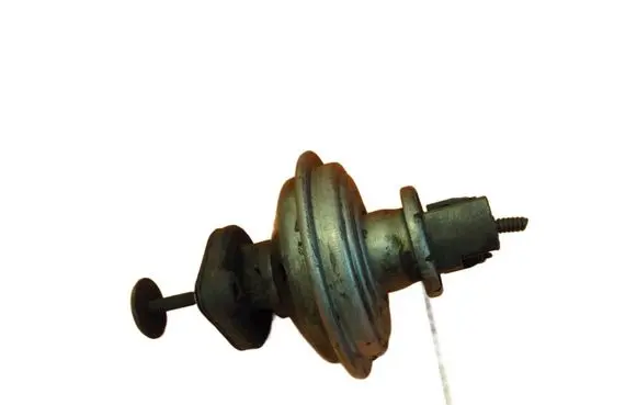 BMW 1 E81 E87 EGR thermostat 