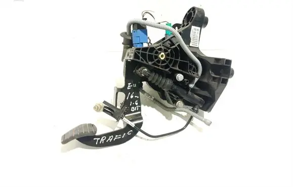 Renault Trafic III (X82) Clutch pedal 465033911R 93459472 0205533