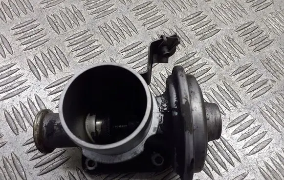 BMW 3 E46 EGR valve 78545204