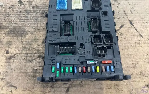 Peugeot 3008 I Comfort/convenience module 9678476880 230346602 20977771