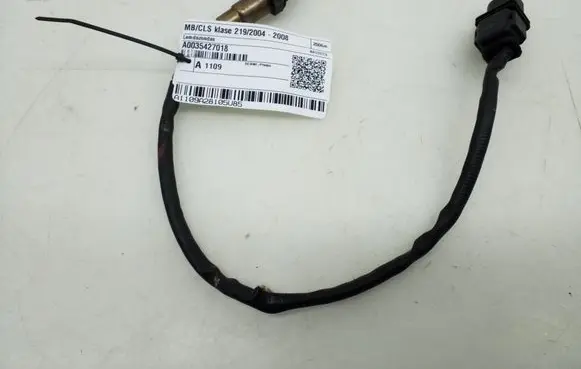 Mercedes-Benz CLS C219 Lambda probe sensor A0035427018