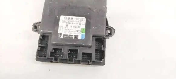 Mercedes-Benz B W245 Door control unit/module A1698207026 05072352