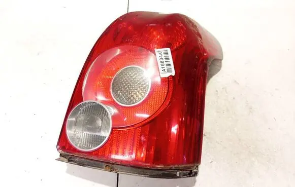 Toyota Avensis T250 Rear/tail lights