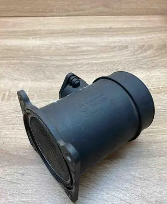 Nissan X-Trail T30 Mass air flow meter 226807J500 0280218025