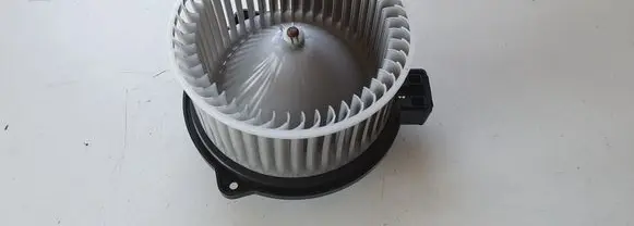Mazda 3 II Heater fan/blower