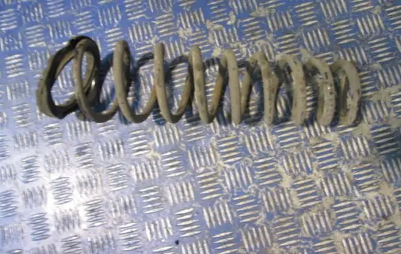 Alfa Romeo 147 Front coil spring